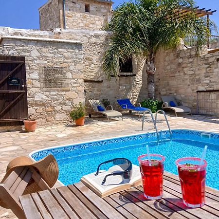 Athena'S Pool Oasis Apartment Skarinou Exterior foto
