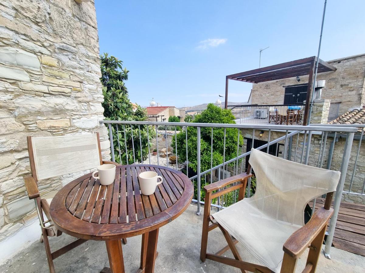 Athena'S Pool Oasis Apartment Skarinou Exterior foto