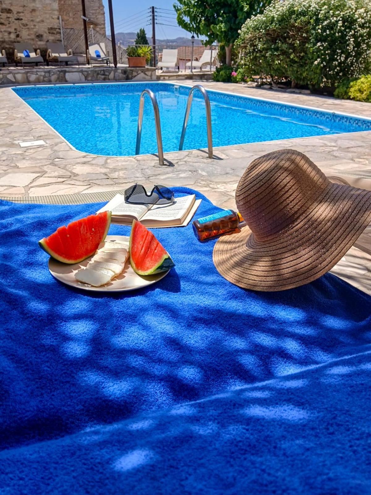 Athena'S Pool Oasis Apartment Skarinou Exterior foto